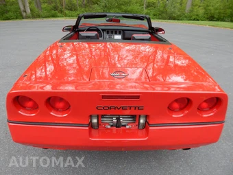 1988 Chevrolet Corvette Convertible – miniatura 21
