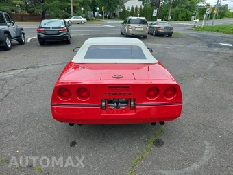 1988 Chevrolet Corvette Convertible – miniatura 8