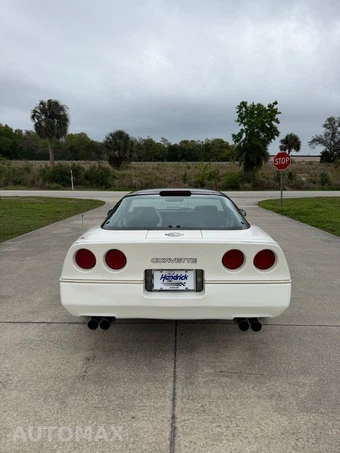1988 Chevrolet Corvette Coupe - miniatura 6