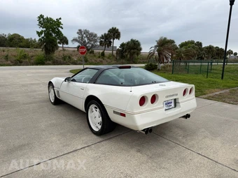 1988 Chevrolet Corvette Coupe - miniatura 7