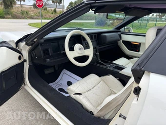 1988 Chevrolet Corvette Coupe - miniatura 9