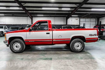 1988 Chevrolet K2500 - miniatura 2