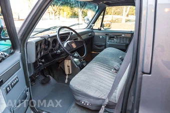 1988 Chevrolet Suburban - miniatura 27