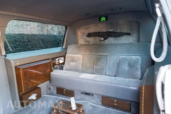 1988 Chevrolet Suburban - miniatura 3