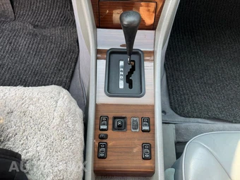 1988 Mercedes-Benz 300 CE Coupe - miniatura 15