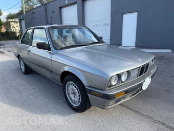 1989 BMW 3 Series Sedan 325i - miniatura 6