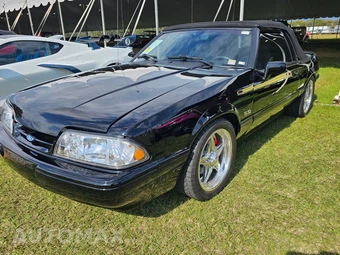 1989 Ford Mustang LX Sport - miniatura 16
