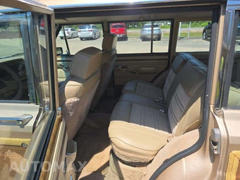 1989 Jeep Grand Wagoneer - miniatura 10