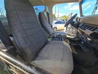 1989 Jeep Wrangler – miniatura 18