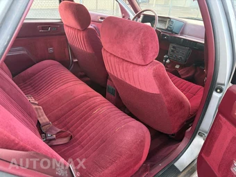 1990 Chevrolet Corsica Base - miniatura 16