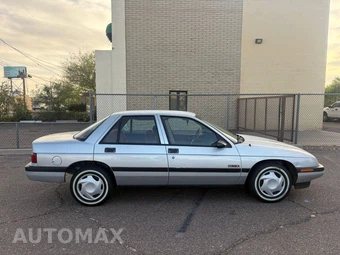 1990 Chevrolet Corsica Base - miniatura 2