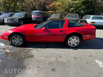1990 Chevrolet Corvette Coupe - miniatura 3