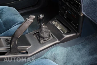 1990 Ford Thunderbird Super - miniatura 23