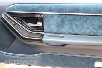 1990 Ford Thunderbird Super - miniatura 26