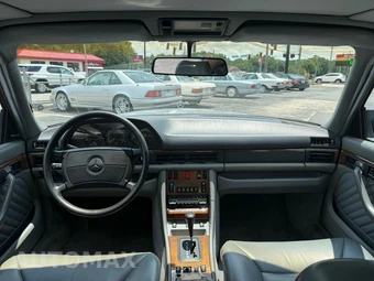 1990 Mercedes-Benz 560 SEL Sedan - miniatura 16