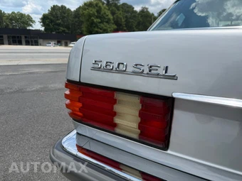 1990 Mercedes-Benz 560 SEL Sedan - miniatura 18