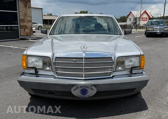1990 Mercedes-Benz 560 SEL Sedan - miniatura 8