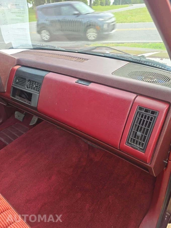 1991 Chevrolet K1500 Sport - miniatura 17