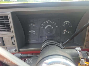 1991 Chevrolet K1500 Sport - miniatura 9