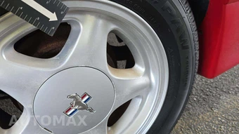 1991 Ford Mustang GT Convertible – miniatura 34