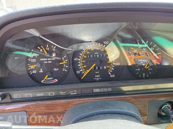 1991 Mercedes-Benz 300 SE Sedan - miniatura 9
