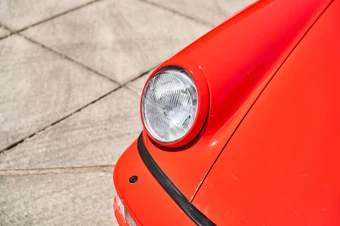 1991 Porsche 911 Turbo - miniatura 9