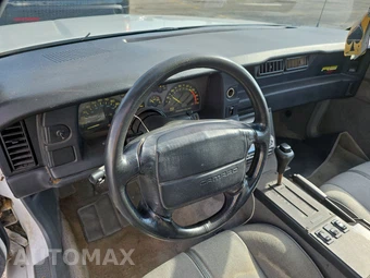 1992 Chevrolet Camaro RS Coupe - miniatura 10
