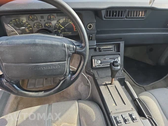 1992 Chevrolet Camaro RS Coupe - miniatura 11