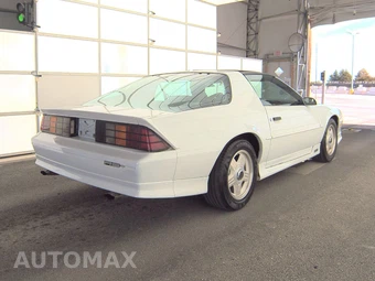 1992 Chevrolet Camaro RS Coupe - miniatura 4