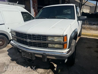 1992 Chevrolet K1500 Blazer Sport - miniatura 8
