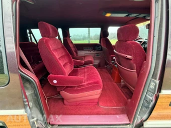 1992 Dodge Grand Caravan LE - miniatura 18