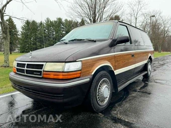 1992 Dodge Grand Caravan LE - miniatura 4