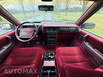1992 Dodge Grand Caravan LE - miniatura 9