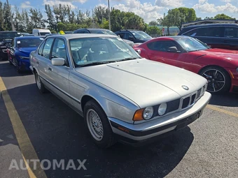 1993 BMW 5 Series Sedan 525i - miniatura 3