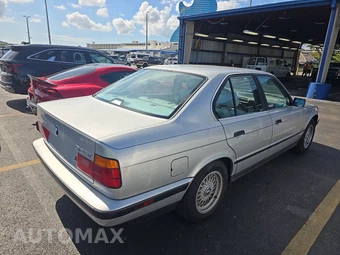 1993 BMW 5 Series Sedan 525i - miniatura 4