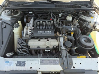 1993 Buick Regal Gran Sport Coupe - miniatura 15