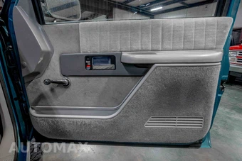 1993 Chevrolet K2500 Regular Cab Long Bed - miniatura 15