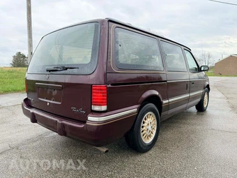 1993 Chrysler Town & Country - miniatura 7
