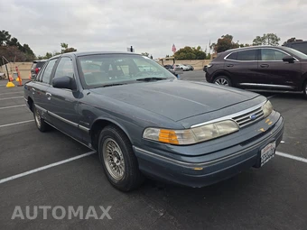 1993 Ford Crown Victoria LX – miniatura 3
