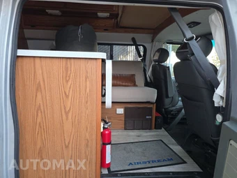1993 Ford E-350 Cargo Van - miniatura 13