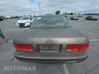 1993 Honda Accord Sedan LX – miniatura 16