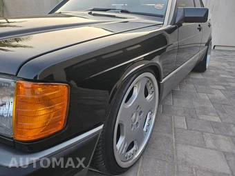 1993 Mercedes-Benz 190 190 E - miniatura 16