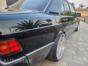 1993 Mercedes-Benz 190 190 E - miniatura 21