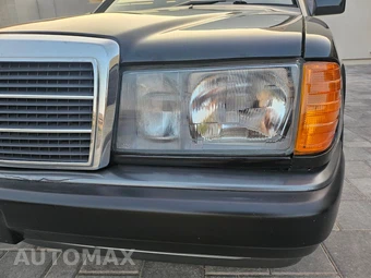 1993 Mercedes-Benz 190 190 E - miniatura 24