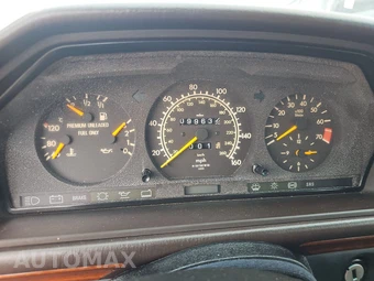 1993 Mercedes-Benz 300 E Sedan – miniatura 12