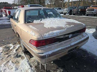 1993 Mercury Grand Marquis GS - miniatura 2
