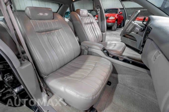 1994 Chevrolet Impala SS - miniatura 16