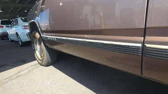 1994 Chevrolet Suburban K1500 – miniatura 47