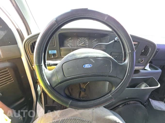 1994 Ford E-350 Cutaway DRW - miniatura 10