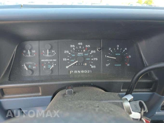 1994 Ford Explorer XLT – miniatura 9